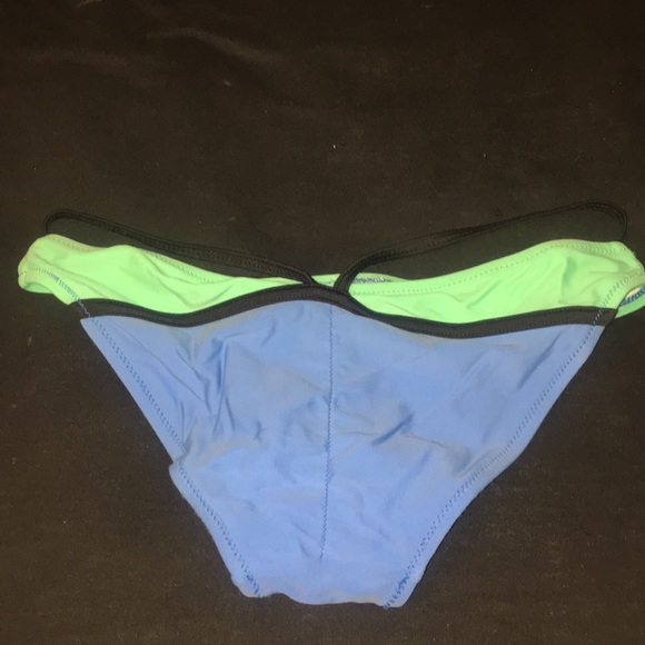 Bikini Bottoms - Picture 2 of 2